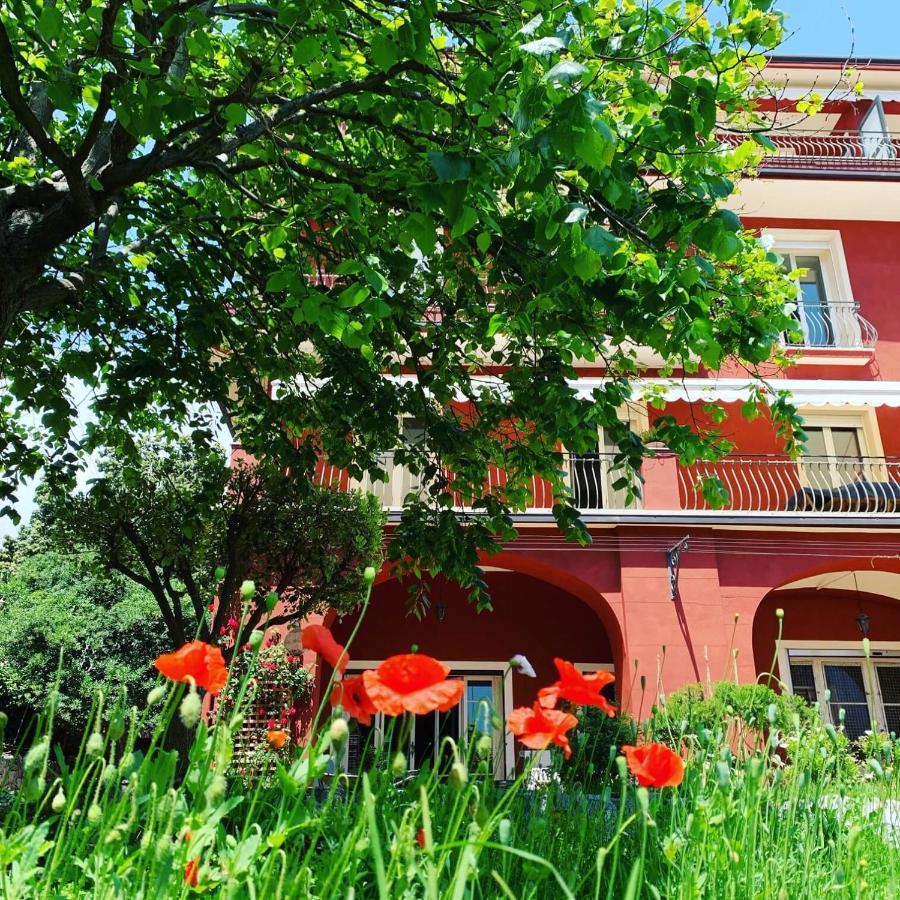 La Fabrique A Poupees - Chambres Et Appartements De Charme Au Coeur De Menton Dış mekan fotoğraf