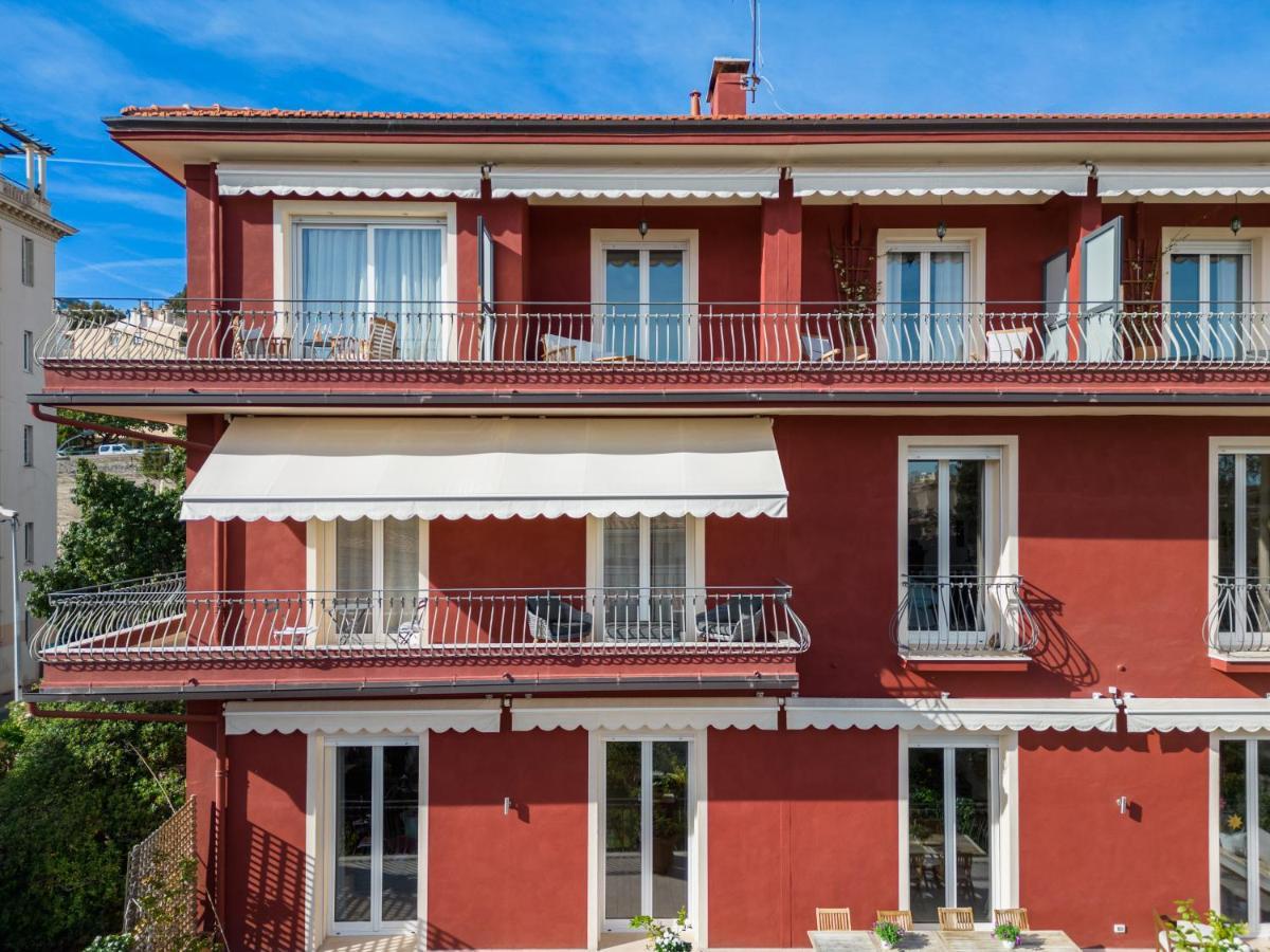 La Fabrique A Poupees - Chambres Et Appartements De Charme Au Coeur De Menton Dış mekan fotoğraf