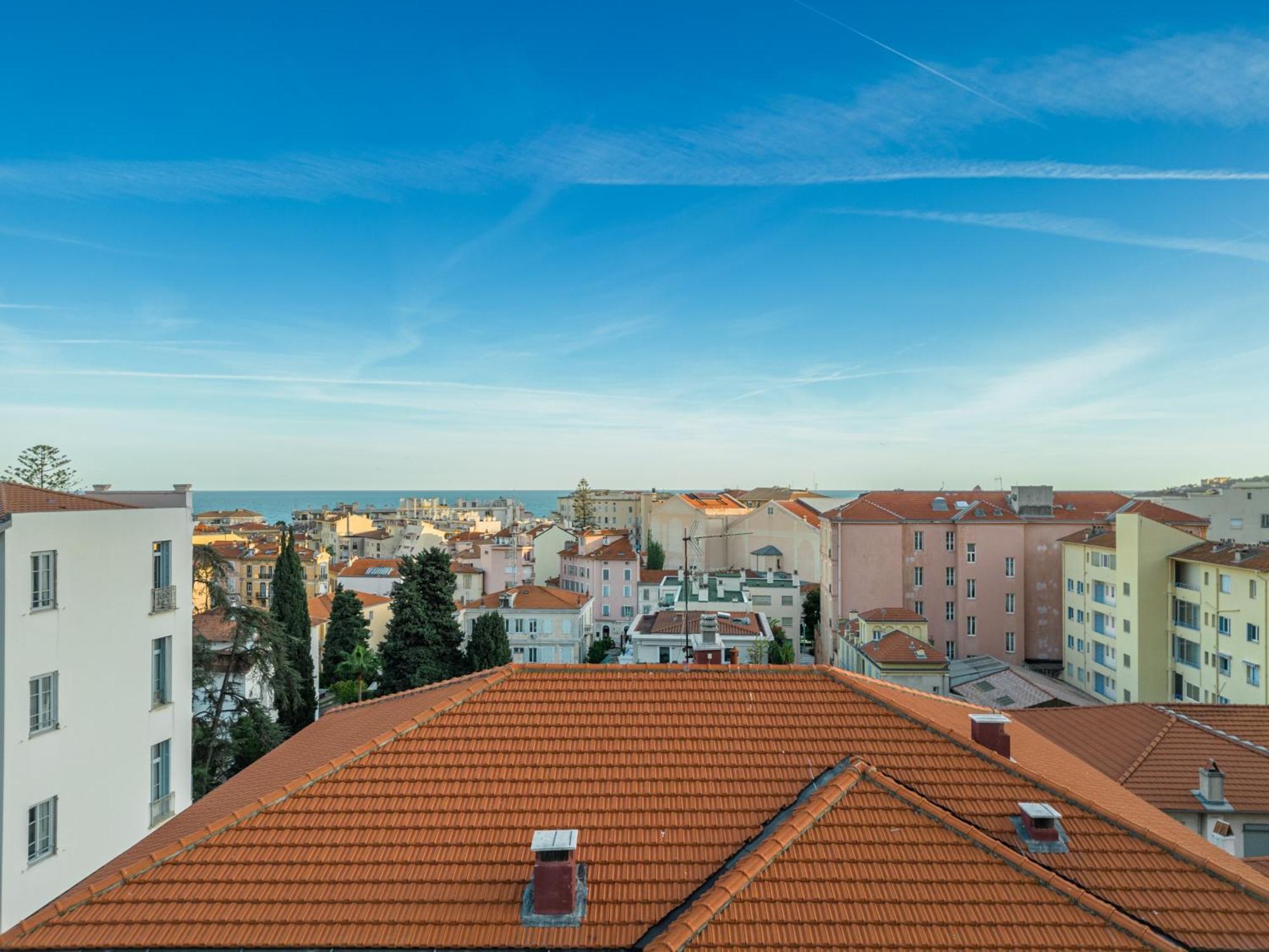 La Fabrique A Poupees - Chambres Et Appartements De Charme Au Coeur De Menton Dış mekan fotoğraf